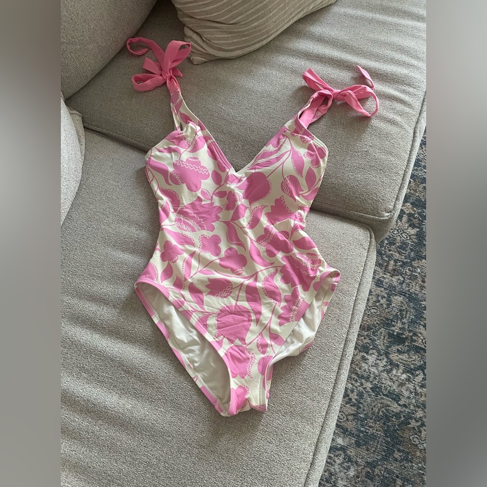Kate spade ♠️ one piece bathing suit